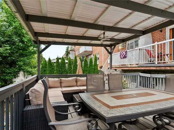 24 Cove Lane image 22 of 26