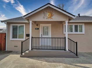 308 6th St #B, Roseville, CA 95678