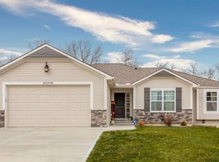20376 W 220th Ter, Spring Hill, KS 66083