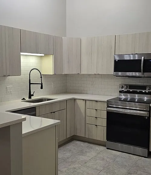 Bridgeview Apartments — Photo 44