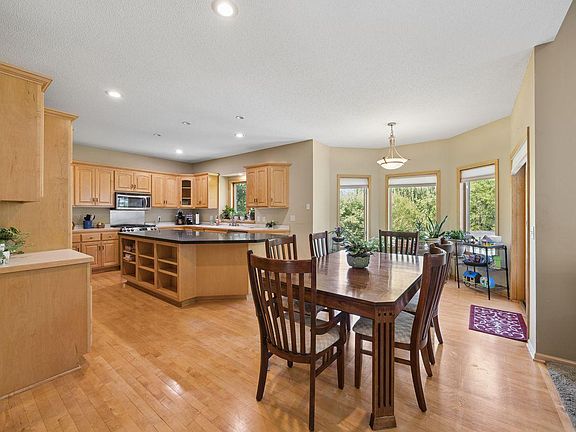 4th image of 6243 Hollow Ln