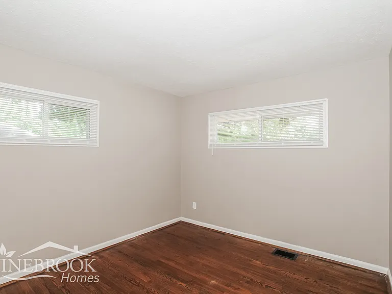 1263 Murat Ct — Photo 11