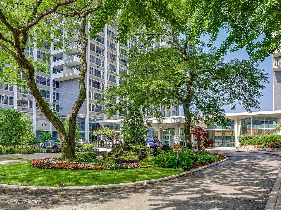 1st image of 4250 N Marine Dr APT 522