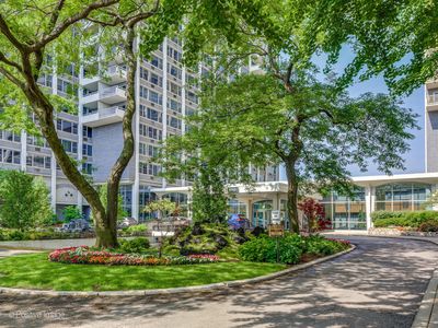 4250 N Marine Dr APT 522, Chicago, IL, 60613