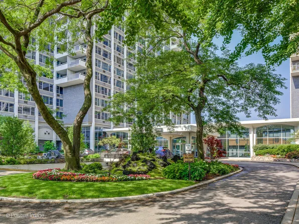 4250 N Marine Dr APT 522, Chicago, IL 60613
