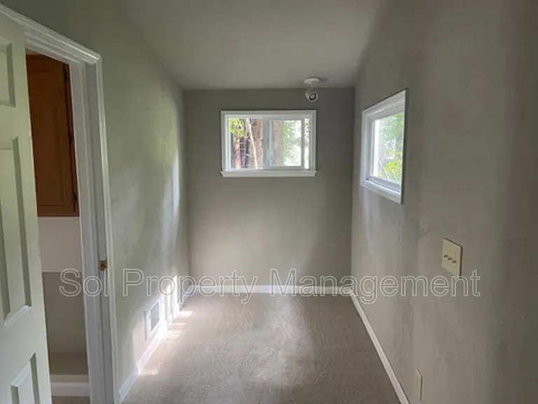 175 S Redwood Dr — Photo 20