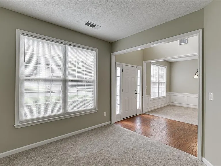 305 Leatherman Ct — Photo 7