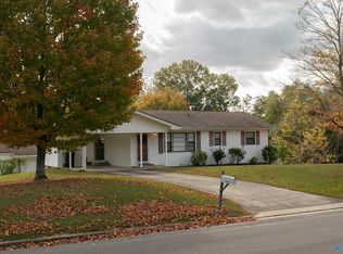 1602 Pinewood Dr NW, Cullman, AL 35058