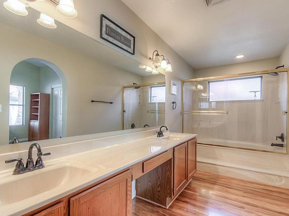 5th image of 11316 E Poinsettia Dr