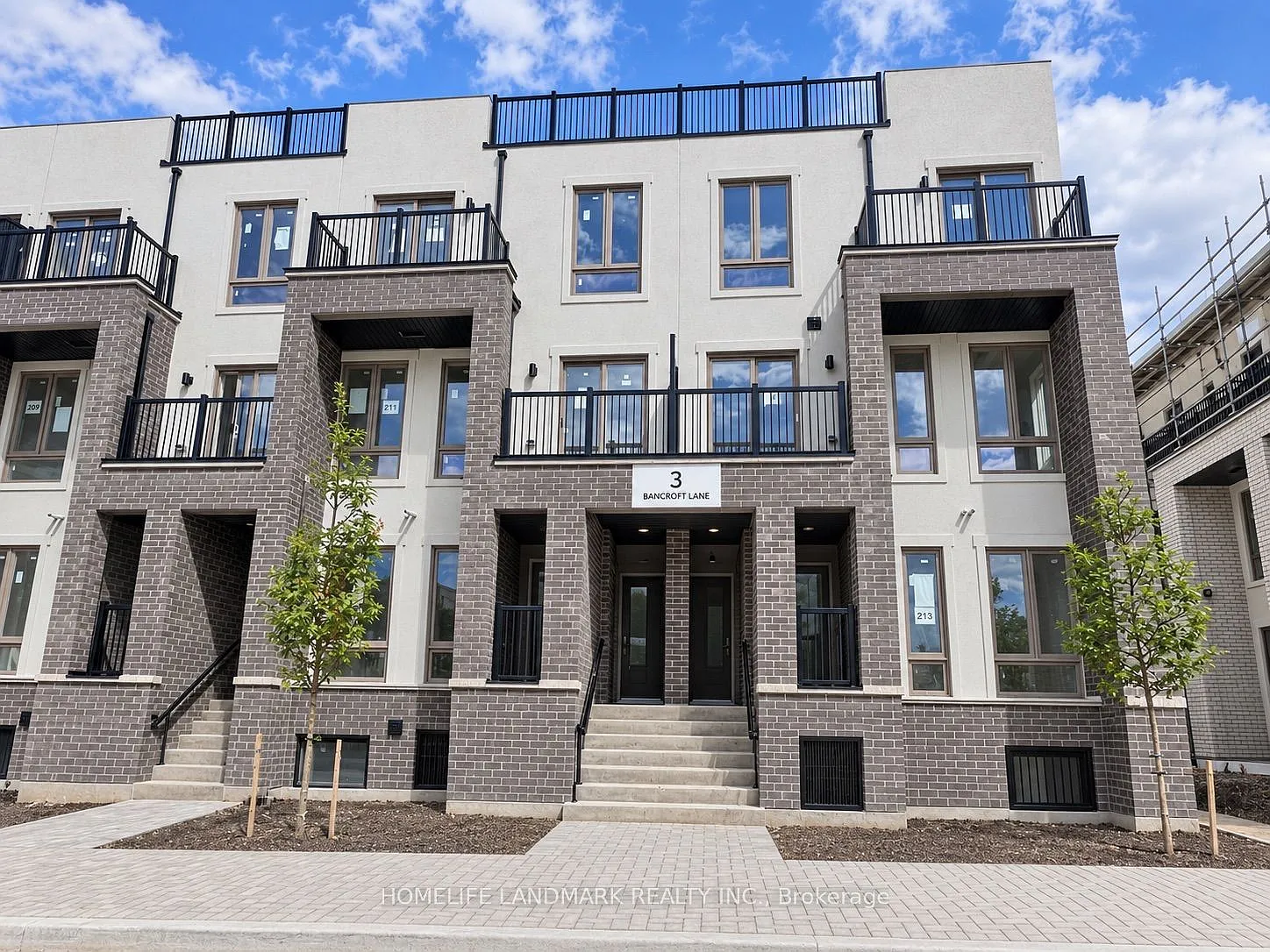 3 bed, $2,900 — Photo 1