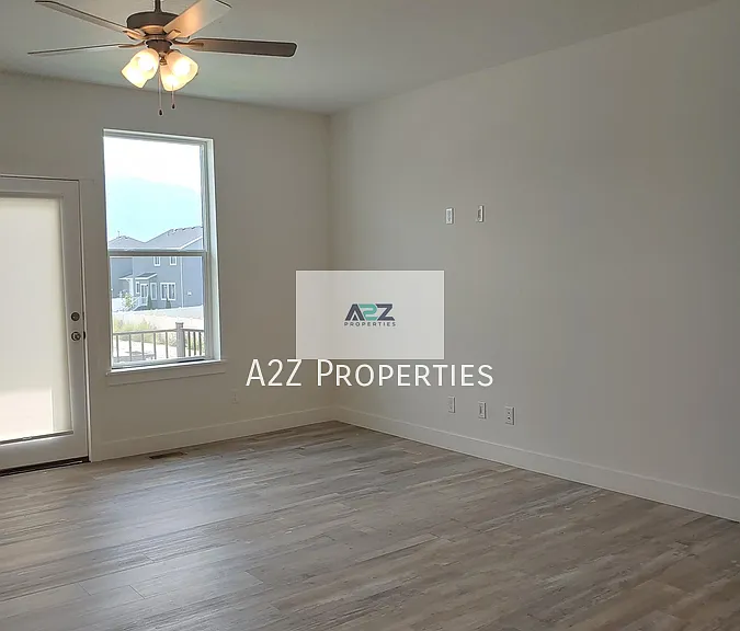 1335 E 1590 N — Photo 17
