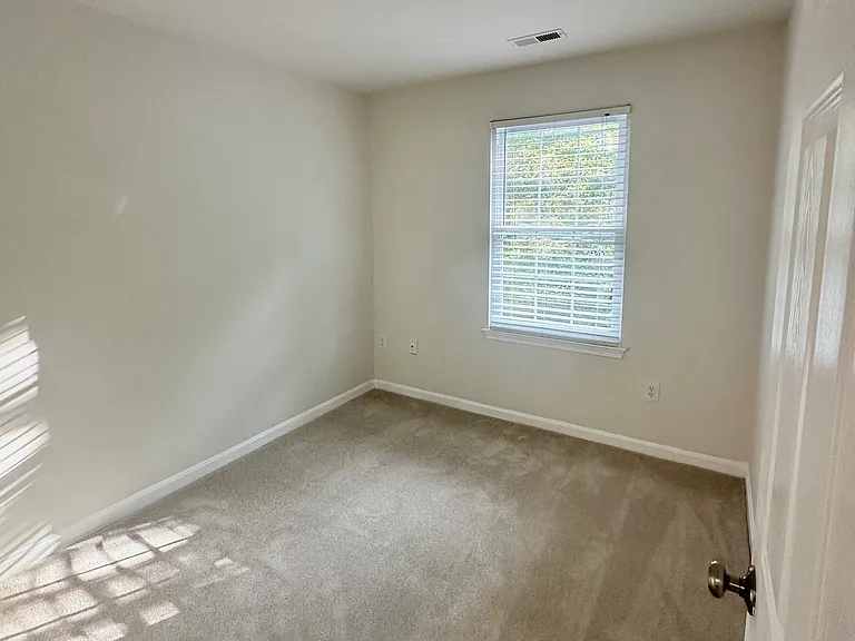 2622 Deer Ridge Dr — Photo 10