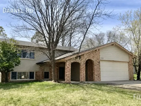 8575 Darnel Rd, Eden Prairie, MN 55347