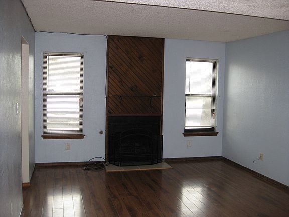 Living room with fireplace
