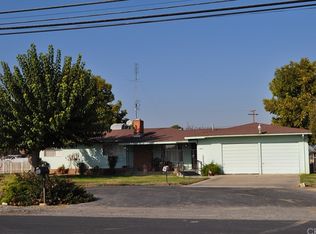 1677 Storey Rd, Madera, CA 93638