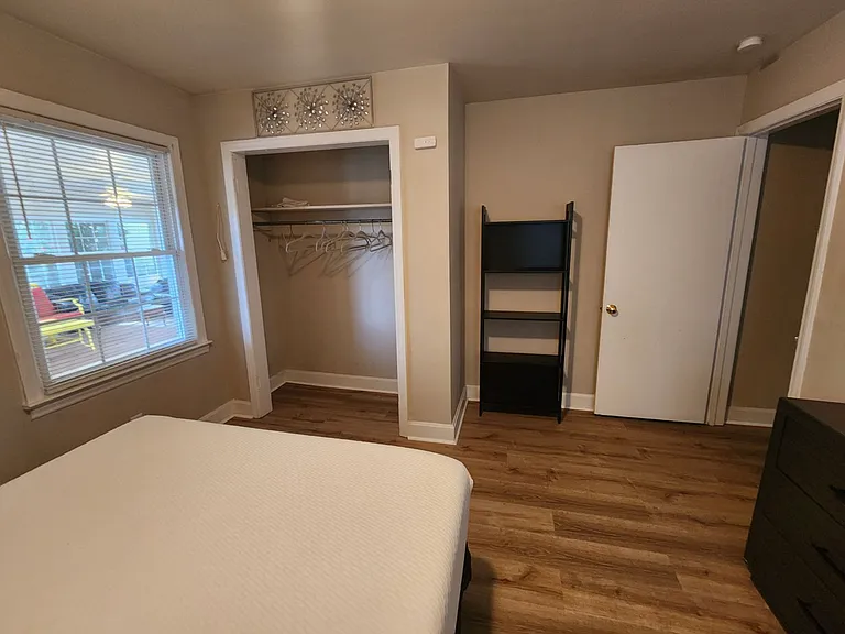 33 Edith Ave — Photo 6