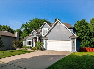 7506 N Palmer Ave, Kansas City, MO 64158