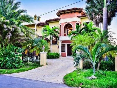 3190 NE 165th St, North Miami Beach, FL, 33160