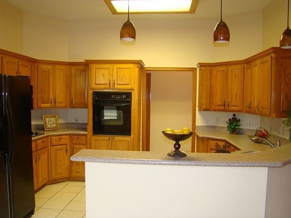 2nd image of 1050 Highland Hills Dr