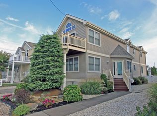 291 41st St, Avalon, NJ 08202