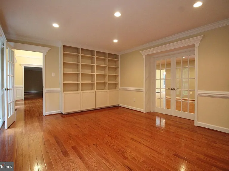 6065 Innisvale Dr — Photo 26