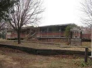 929 N Brook Rd, Belle Plaine, KS 67013