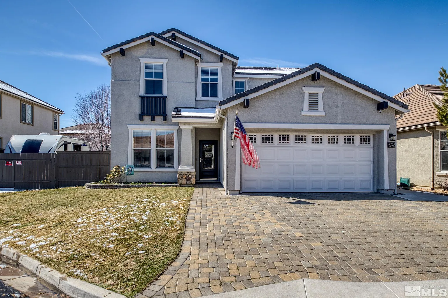 596 Needles Ct photo 1