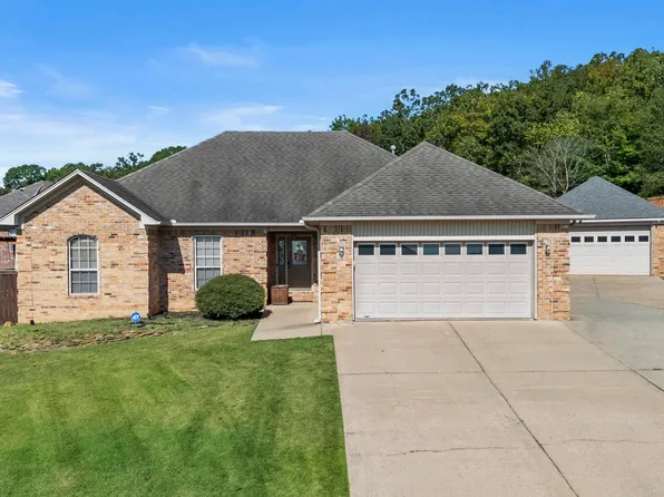 16 Chetay Dr, Cabot, AR 72023
