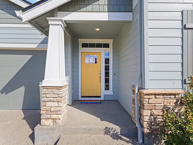 15535 SE Flavel Ct — Photo 2