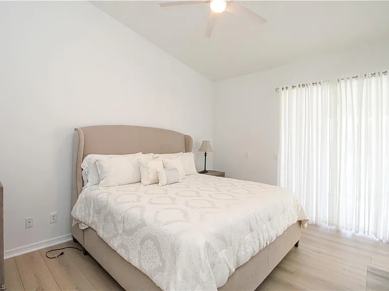 5645 Whisperwood Blvd #504 — Photo 35