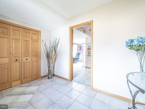 4th image of 7562 Leonard Ave