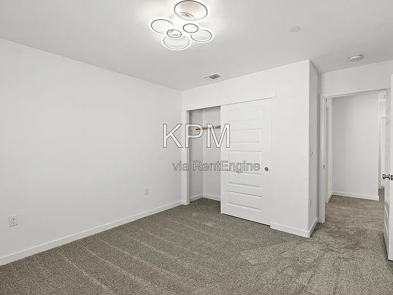 10925 Admiral Cove Way #1 — Photo 30