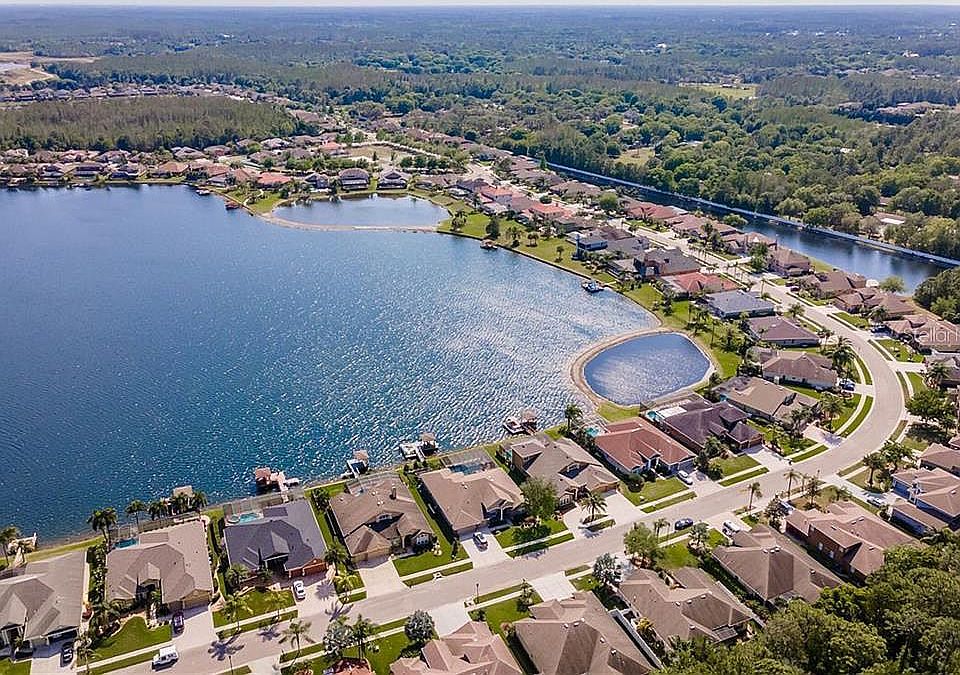 2nd image of 16147 Ivy Lake Dr