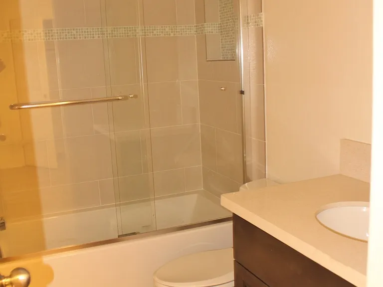 12415 Pacific Ave #2 — Photo 13