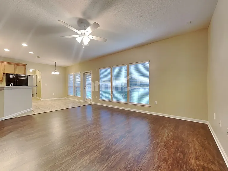 9243 Prosperity Lake Dr — Photo 8