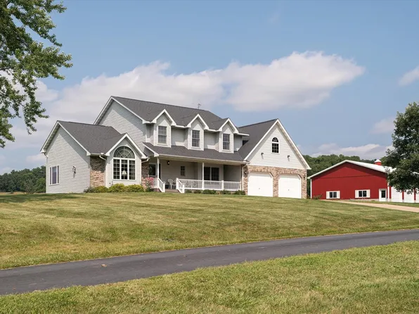 20540 Stove Rd, Eastman, WI 54626