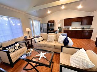 2 N Arboleda Rd, Santa Barbara, CA 93110