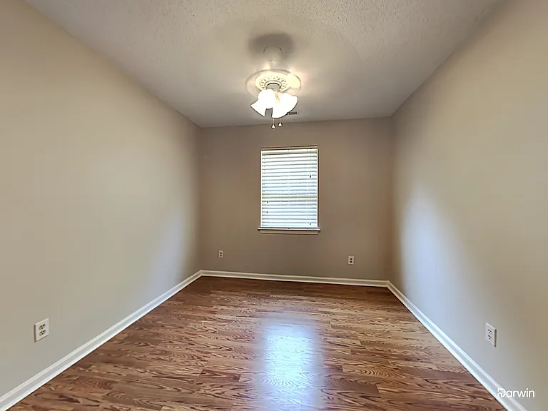 3411 Mayhurst Dr — Photo 7