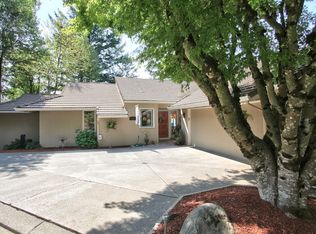 11 Juarez St, Lake Oswego, OR 97035