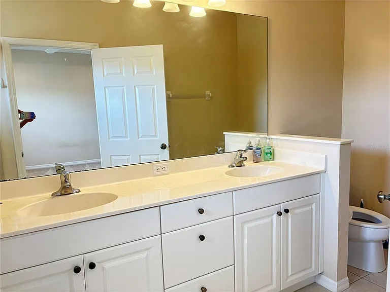 5641 Whitehead St — Photo 16