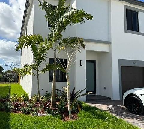 5th image of 15814 SW 136th Way #0