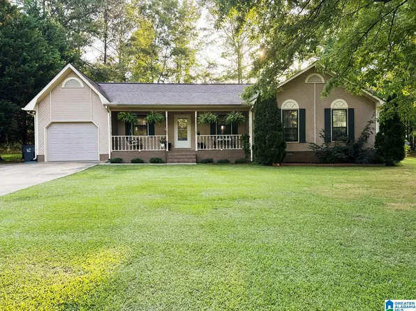 712 Timber Way, Weaver, AL 36277