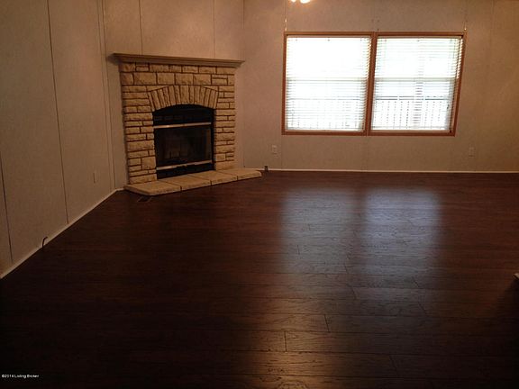 4th image of 675 Stanley Allen Dr