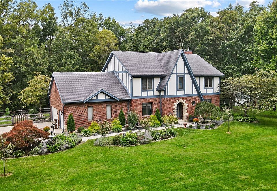 1st image of 1079 Berryhill Rd