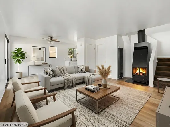 2123 W Steele Lane, Santa Rosa, CA 95403