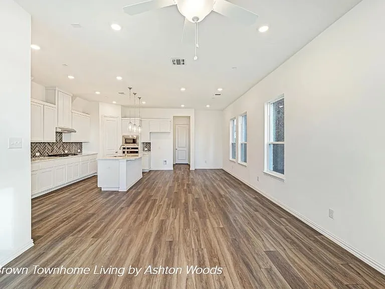 5418 Union St — Photo 2