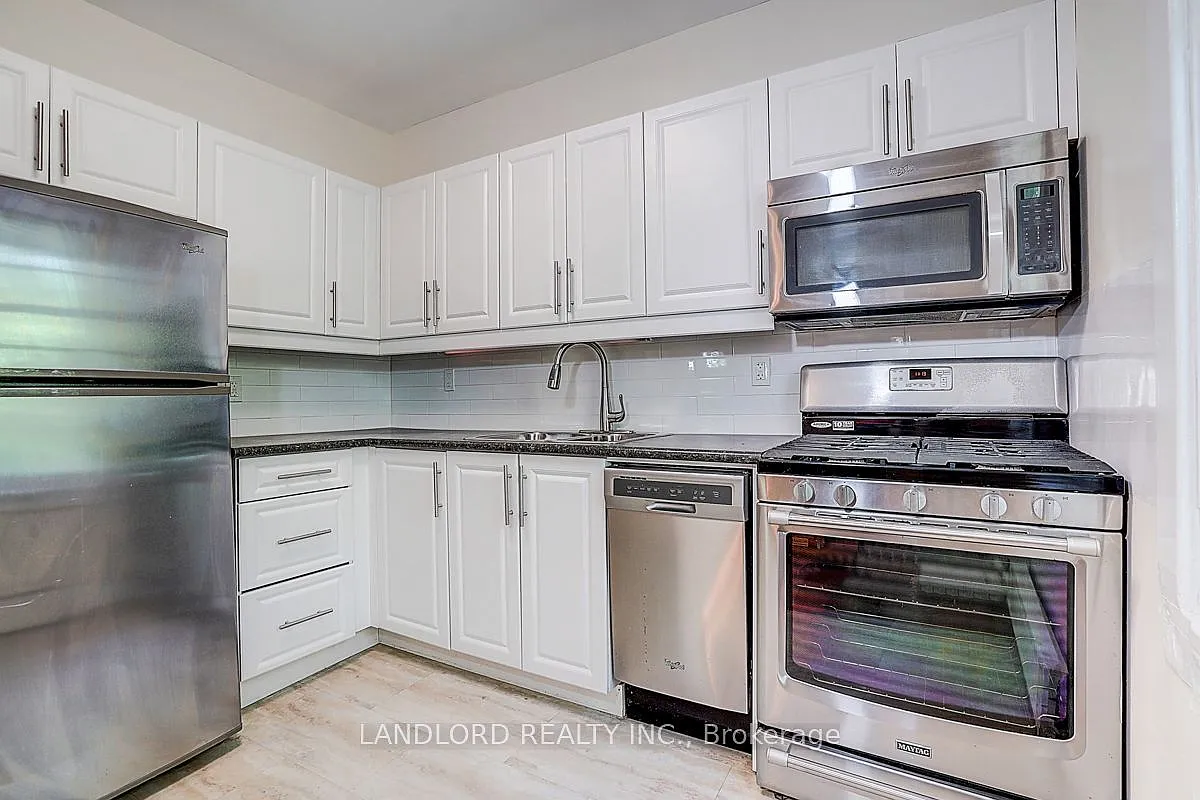 2 bed, $2,490 — Photo 4