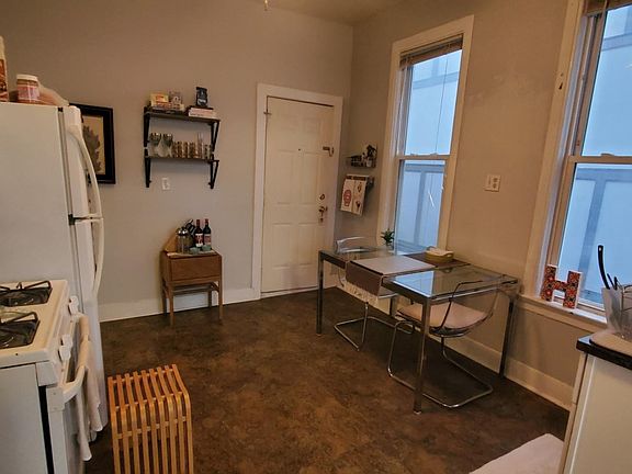 4th image of 1645 N Campbell Ave APT 2F