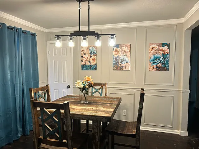 5 bed, 1800 sqft, $2,400 — Photo 2