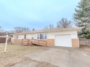 2615 E 100 S, Knox, IN 46534